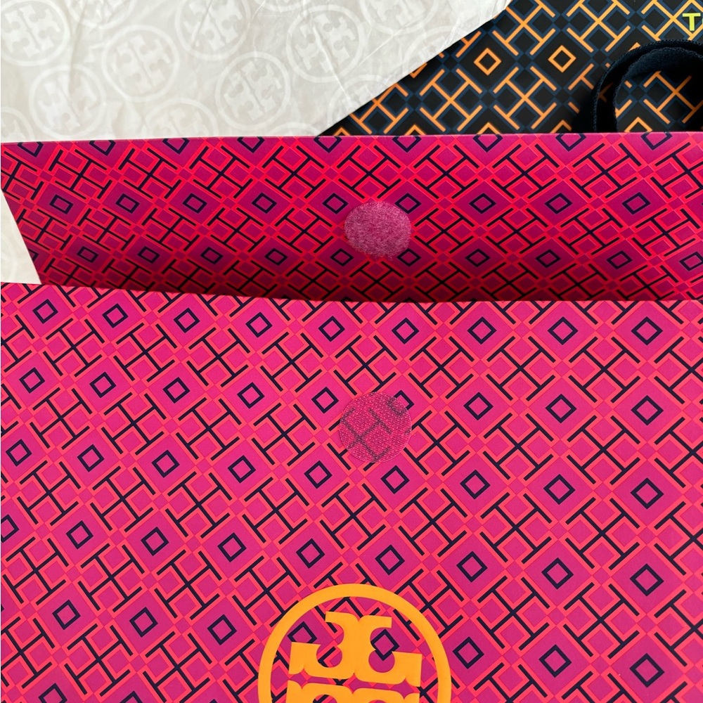 Bundle Tory Burch Shopping and Gift Bags - 7 bags - Picture 3 of 9